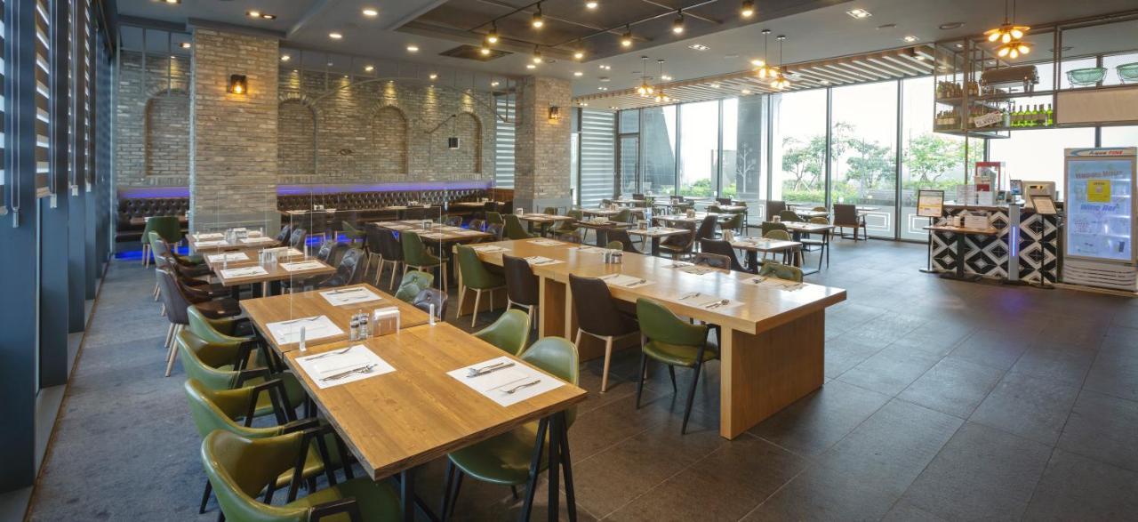 Grand City Hotel Changwon Bagian luar foto