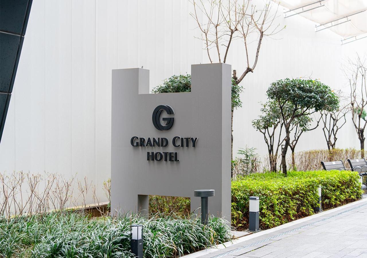 Grand City Hotel Changwon Bagian luar foto