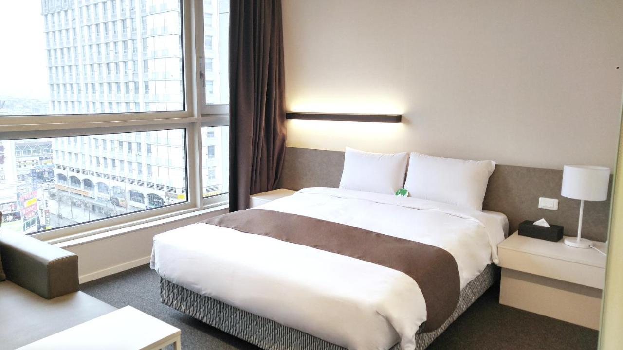 Grand City Hotel Changwon Bagian luar foto